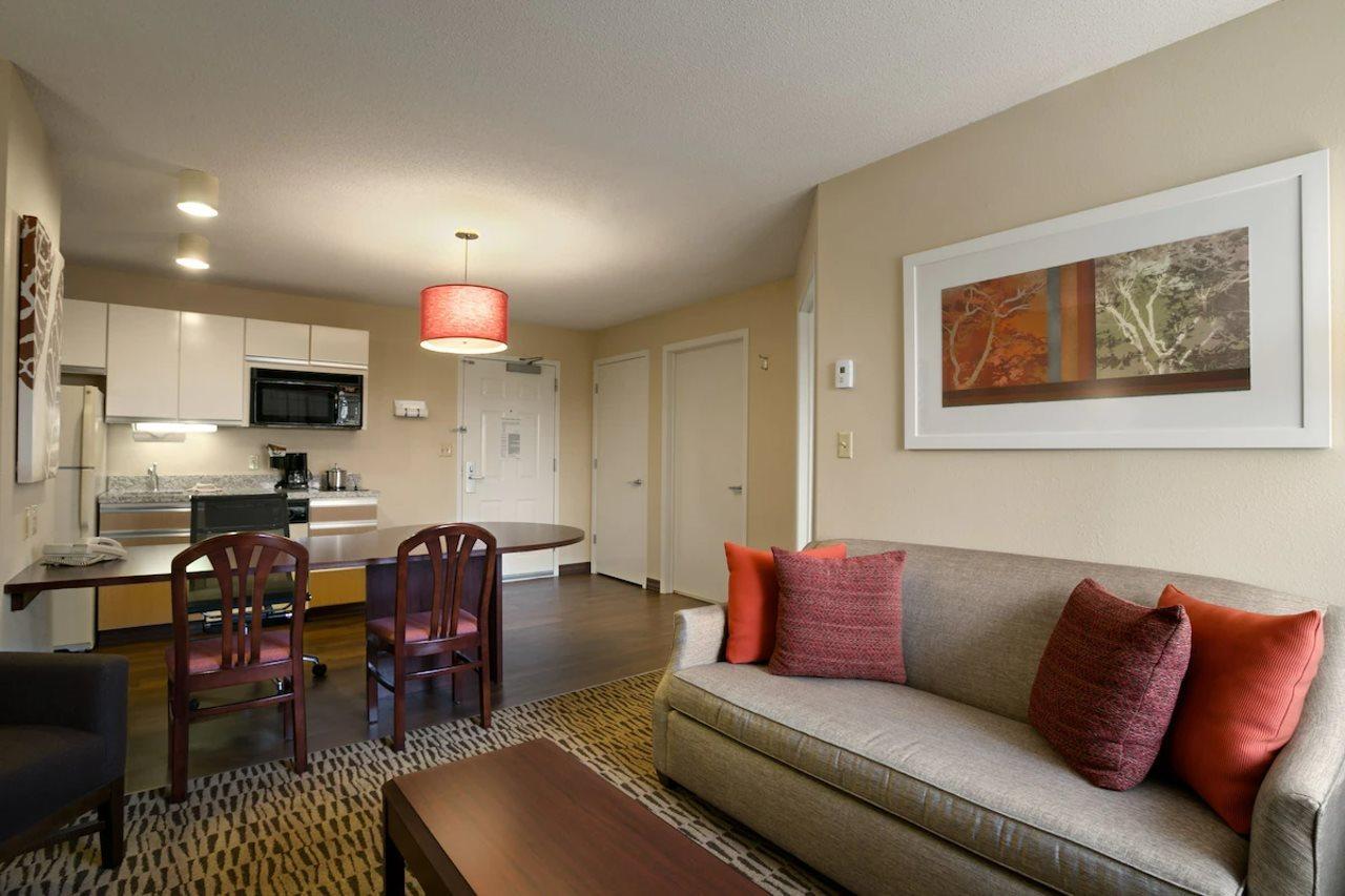 Mainstay Suites Chicago Хоффман-Эстейтс Экстерьер фото